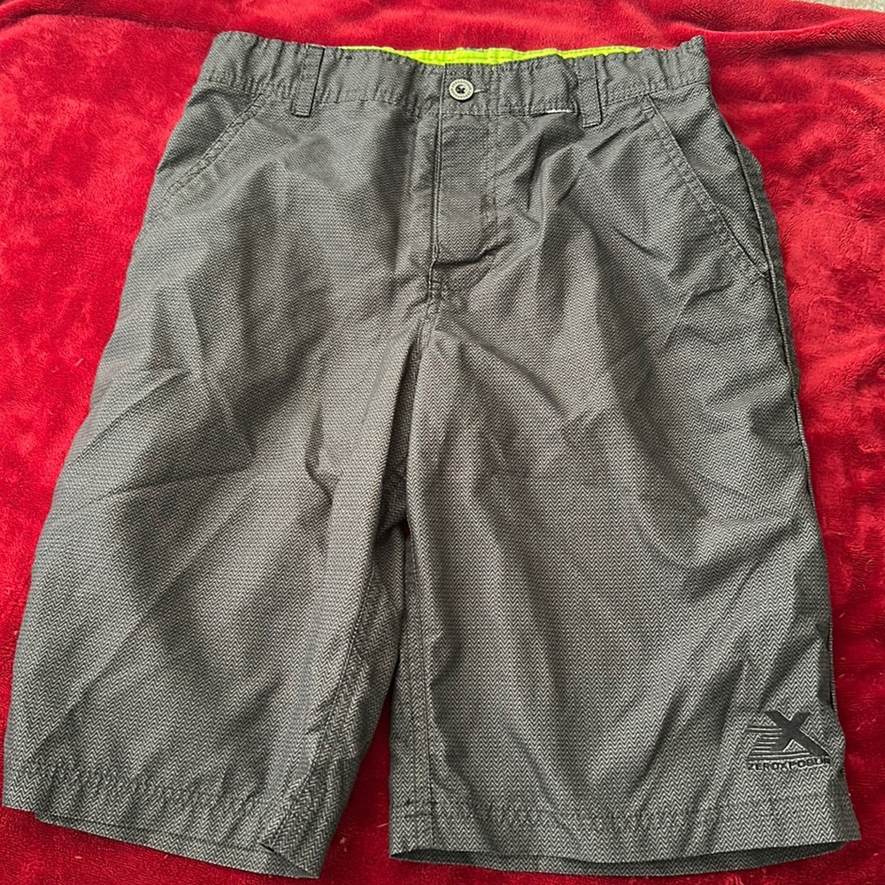 NWOT Zero Xposur kids Board Shorts